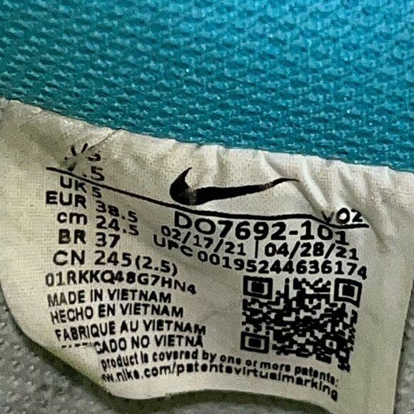 Nike Women’s Size 7.5 Air Force 1 Crater M2Z2 White Dynamic Turquoise Sneakers - Picture 8 of 8